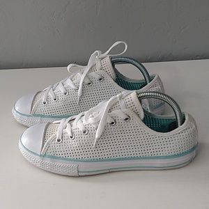 Converse‎ Chuck Taylor All Star – White Perforated – W 5